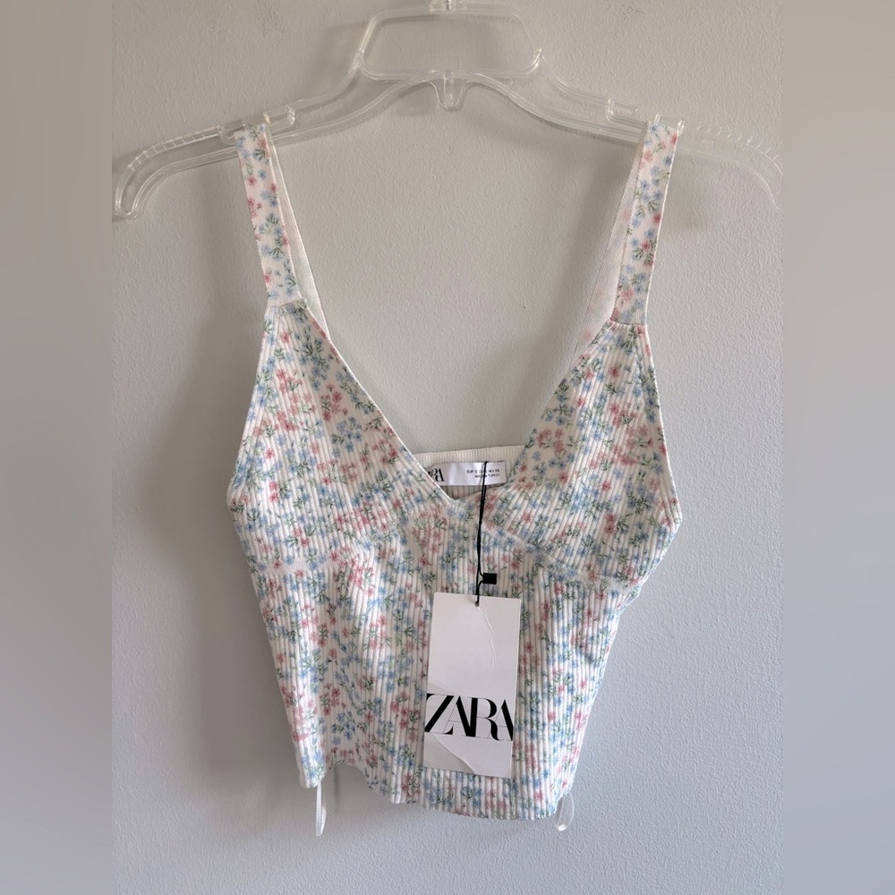 New with tags Zara dainty floral coquette stretchy ribbed crop top
